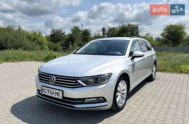 Універсал Volkswagen Passat 2015 в Дрогобичі