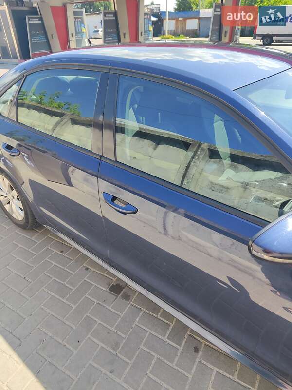 Седан Volkswagen Passat 2012 в Борисполе фото 4 Седан Volkswagen Passat 2012 в Борисполе