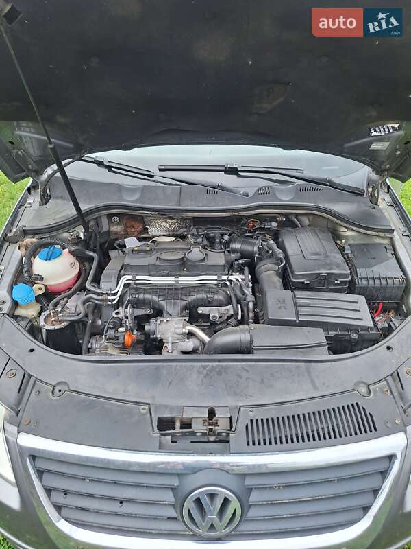 Универсал Volkswagen Passat 2007 в Киеве