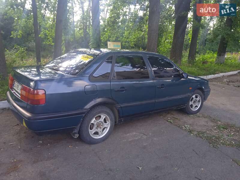 Седан Volkswagen Passat 1994 в Умани фото 4 Седан Volkswagen Passat 1994 в Умани