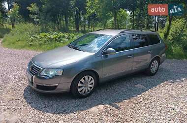 Универсал Volkswagen Passat 2006 в Коломые