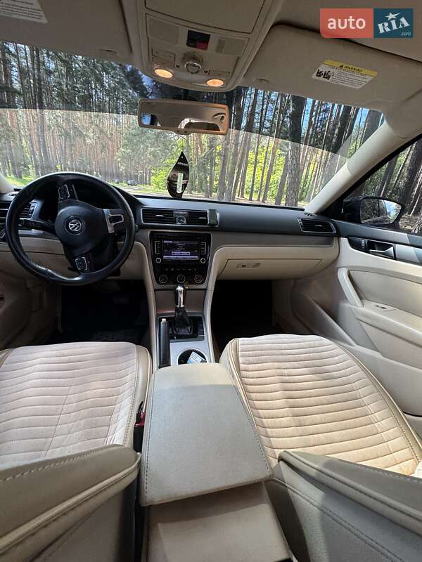 Седан Volkswagen Passat 2013 в Недригайлове