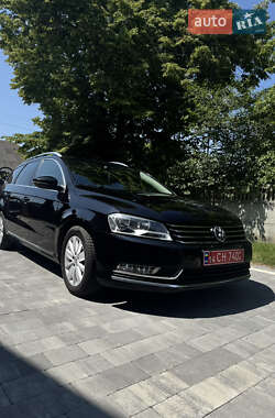 Універсал Volkswagen Passat 2014 в Івано-Франківську