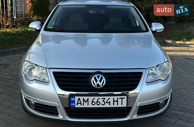 Універсал Volkswagen Passat 2006 в Житомирі