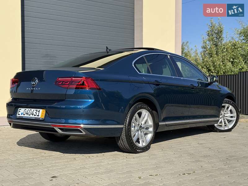 Седан Volkswagen Passat 2020 в Стрию