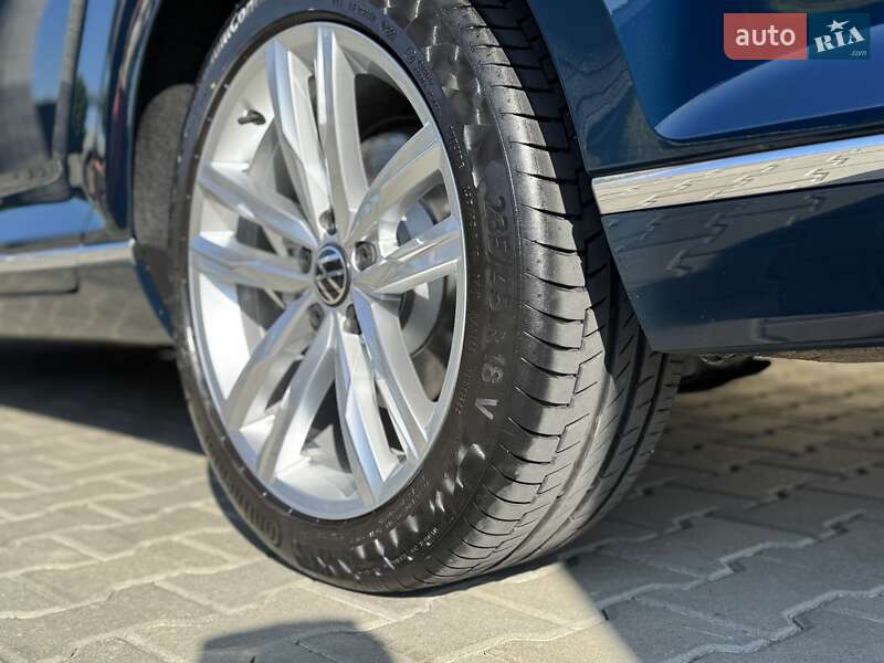 Седан Volkswagen Passat 2020 в Стрию