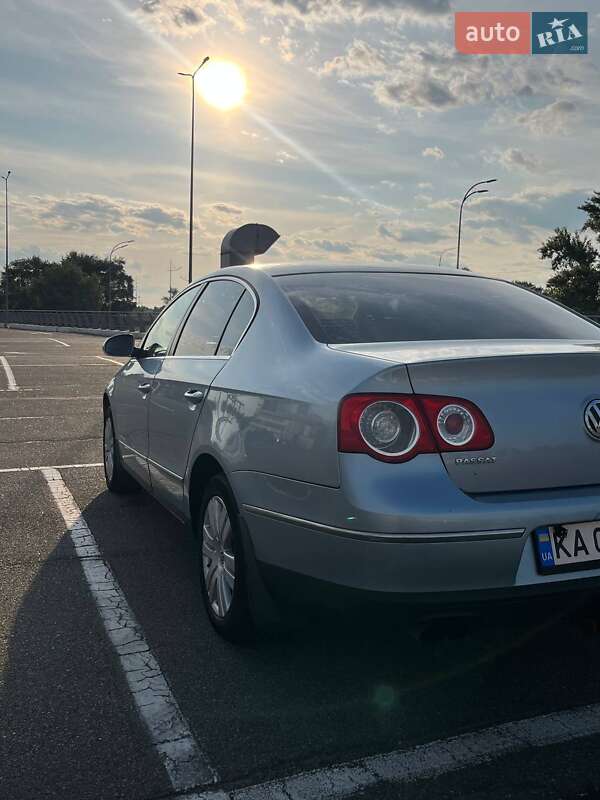 Седан Volkswagen Passat 2006 в Києві фото 5 Седан Volkswagen Passat 2006 в Києві