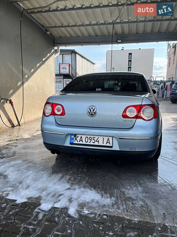 Седан Volkswagen Passat 2006 в Києві фото 17 Седан Volkswagen Passat 2006 в Києві