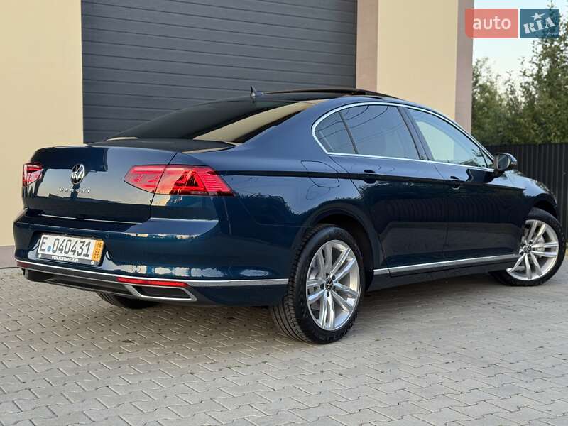Седан Volkswagen Passat 2020 в Стрию