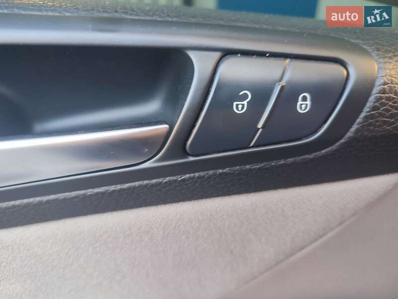 Универсал Volkswagen Passat 2010 в Чемеровцах