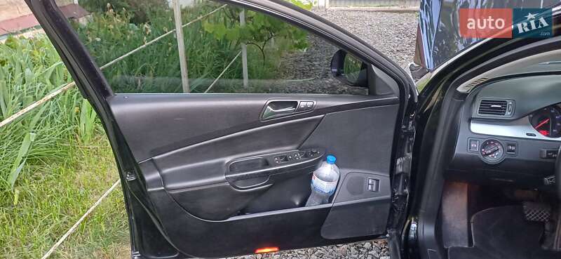 Универсал Volkswagen Passat 2006 в Киеве фото 23 Универсал Volkswagen Passat 2006 в Киеве
