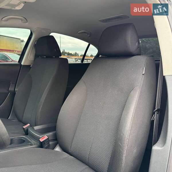 Седан Volkswagen Passat 2009 в Вінниці