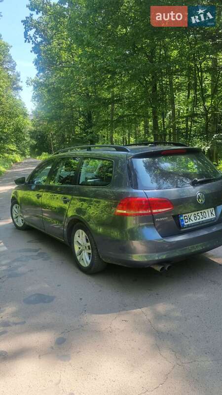 Універсал Volkswagen Passat 2014 в Луцьку
