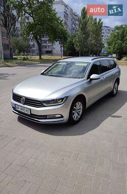 Универсал Volkswagen Passat 2014 в Запорожье
