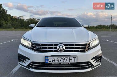Седан Volkswagen Passat 2017 в Кропивницком