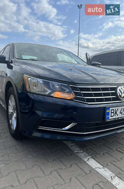 Седан Volkswagen Passat 2018 в 