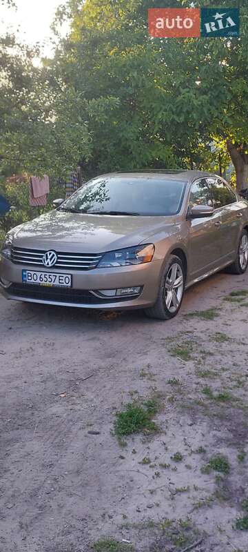 Седан Volkswagen Passat 2015 в 