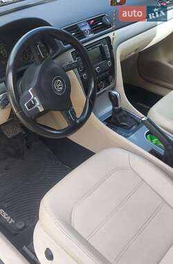 Седан Volkswagen Passat 2015 в 