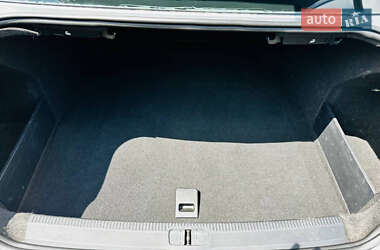 Седан Volkswagen Passat 2011 в 