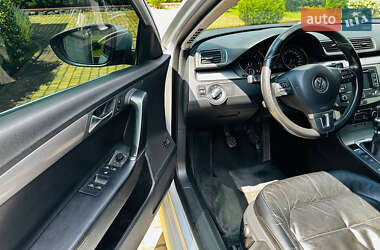 Седан Volkswagen Passat 2011 в 