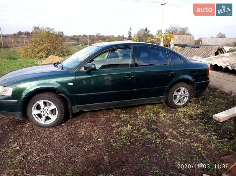 Седан Volkswagen Passat 1997 в Погребище