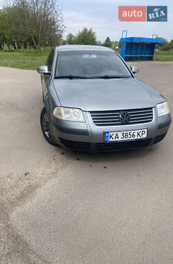 Седан Volkswagen Passat 2004 в Конотопе