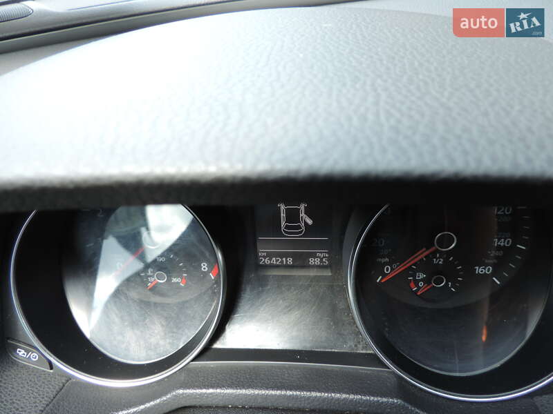 Седан Volkswagen Passat 2016 в Фастове