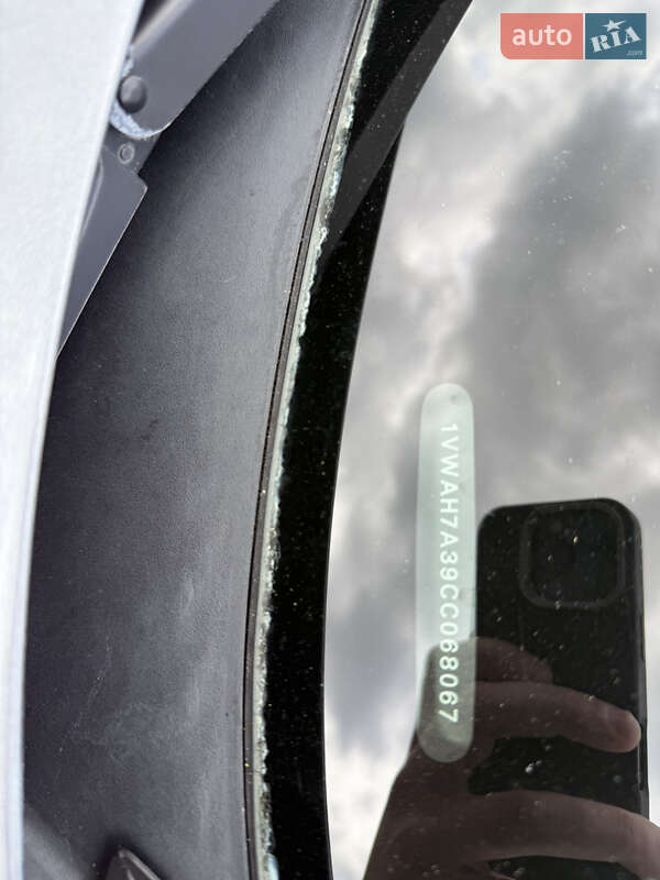 Седан Volkswagen Passat 2012 в Харькове