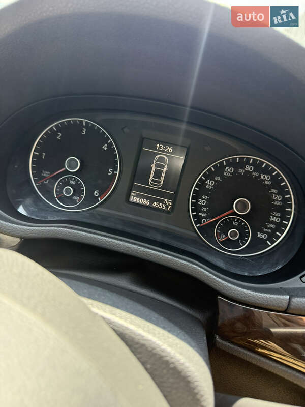 Седан Volkswagen Passat 2014 в Виннице