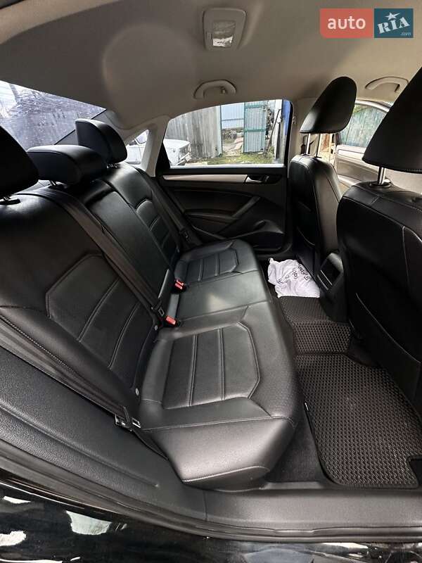Седан Volkswagen Passat 2014 в Харькове фото 9 Седан Volkswagen Passat 2014 в Харькове