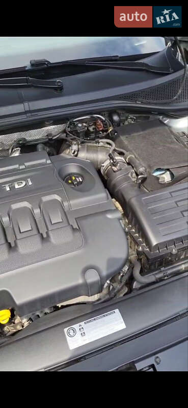 Универсал Volkswagen Passat 2016 в Житомире