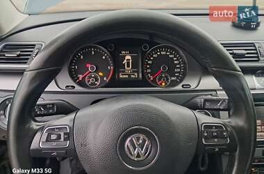 Универсал Volkswagen Passat 2011 в 