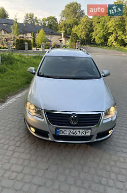 Універсал Volkswagen Passat 2009 в 