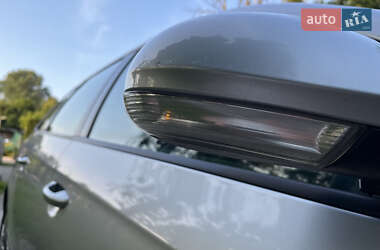 Універсал Volkswagen Passat 2009 в 