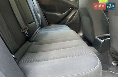 Універсал Volkswagen Passat 2009 в 