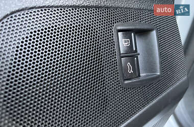Універсал Volkswagen Passat 2009 в 