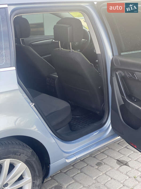 Універсал Volkswagen Passat 2011 в Львові