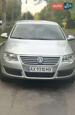 Седан Volkswagen Passat 2008 в Харькове