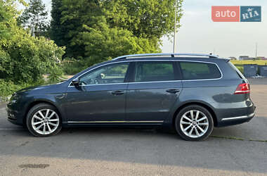 Универсал Volkswagen Passat 2012 в Дубно