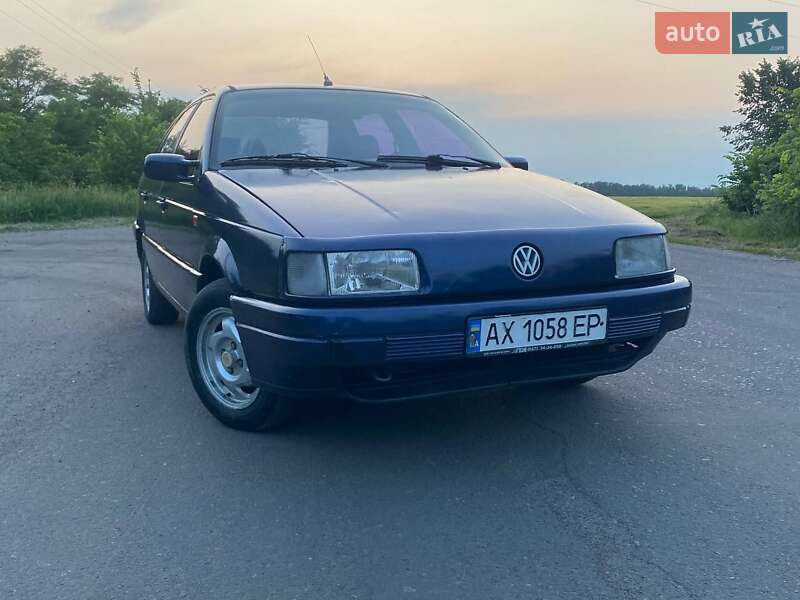 Volkswagen Passat 1993