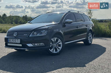 Универсал Volkswagen Passat 2012 в 