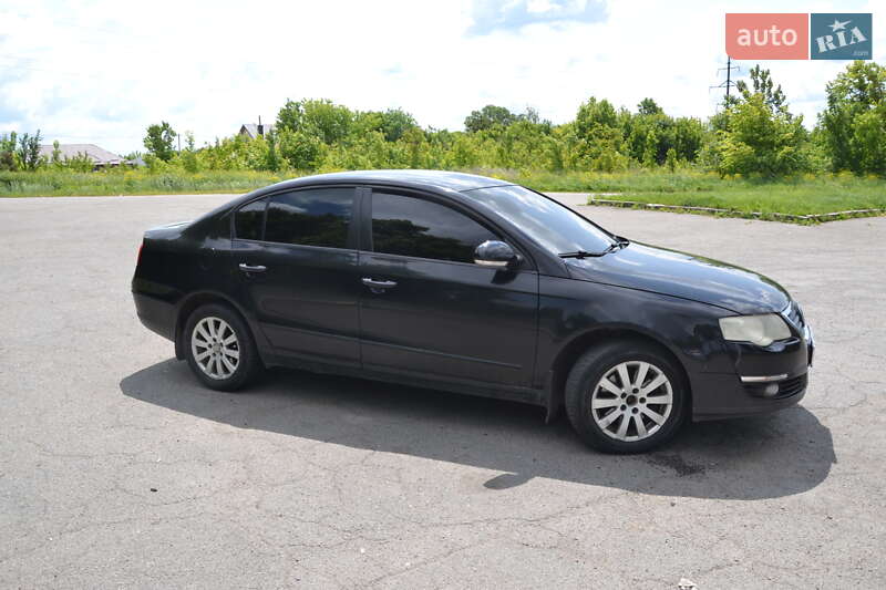 Седан Volkswagen Passat 2007 в Владимире