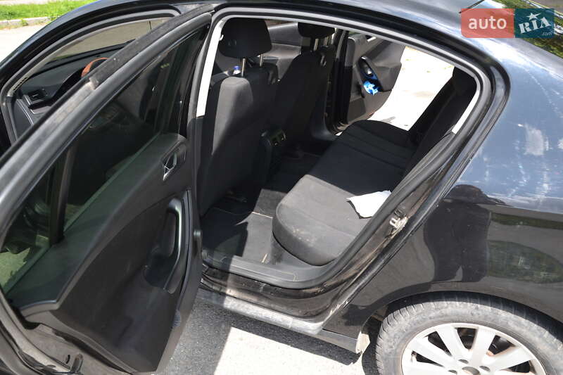 Седан Volkswagen Passat 2007 в Владимире