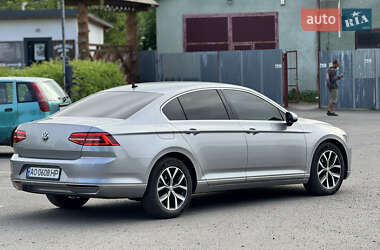 Седан Volkswagen Passat 2018 в 