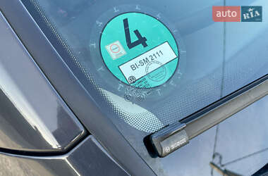Универсал Volkswagen Passat 2011 в 