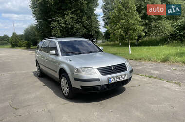 Універсал Volkswagen Passat 2001 в Острозі