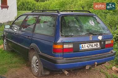 Универсал Volkswagen Passat 1988 в Тетиеве