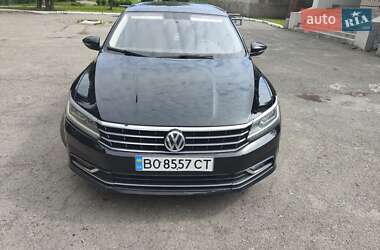 Седан Volkswagen Passat 2016 в Тернополе