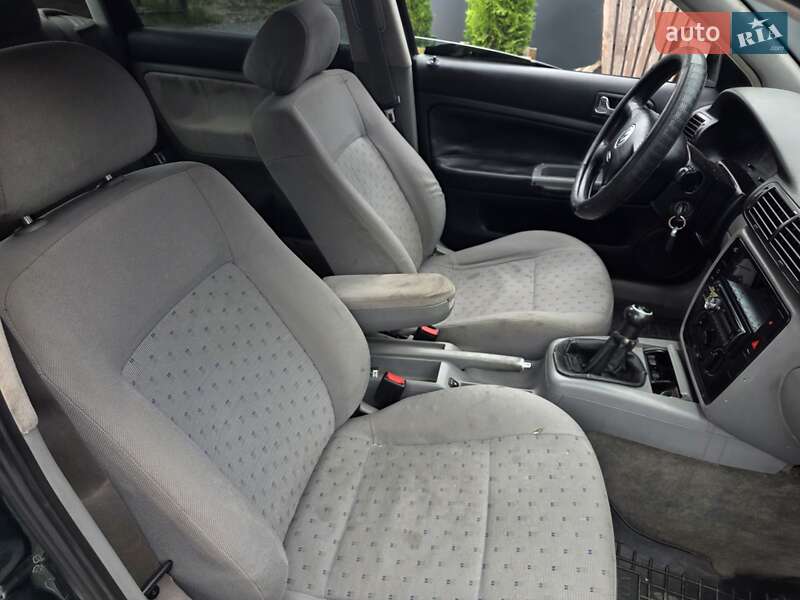 Седан Volkswagen Passat 1998 в Тернополе