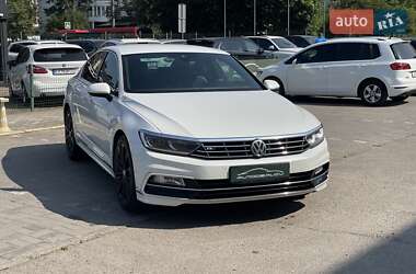 Седан Volkswagen Passat 2018 в 